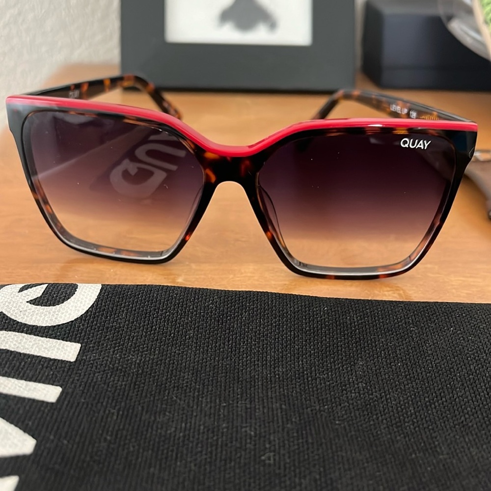 Quay Level Up sunglasses